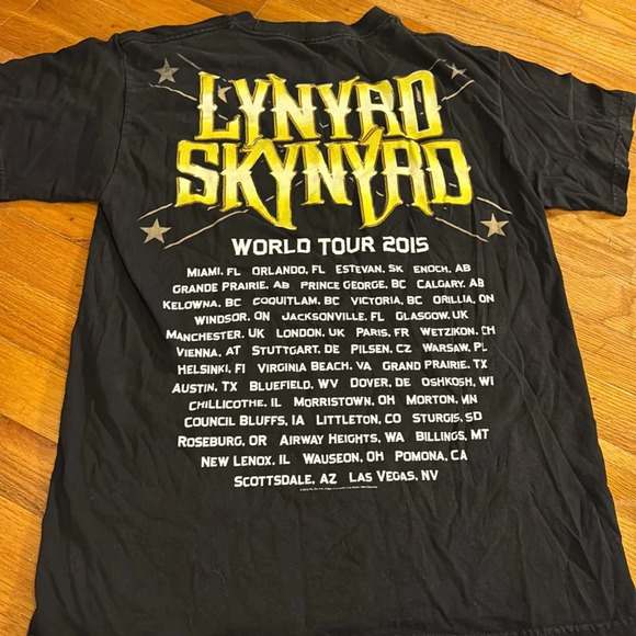 2015 LYNYRD SKYNYRD - WORLD TOUR CONCERT BLK T-SHIRT DEADSTOCK MED ALSTYLE - Picture 2 of 4